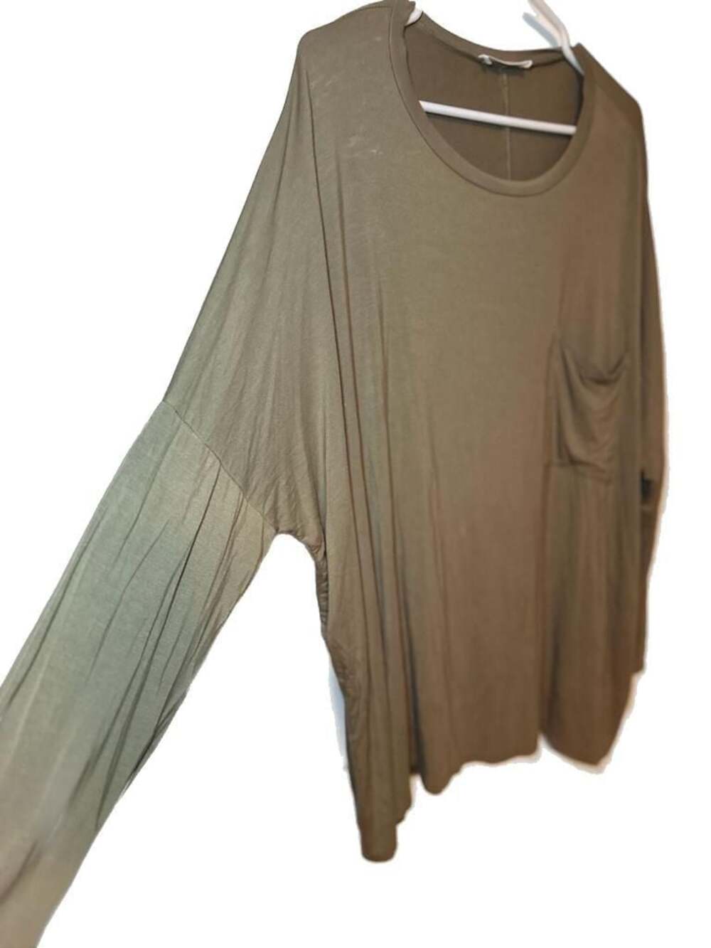 Zenana Oversized Long Sleeve Pocket Tee in Olive - Picture 2 of 3